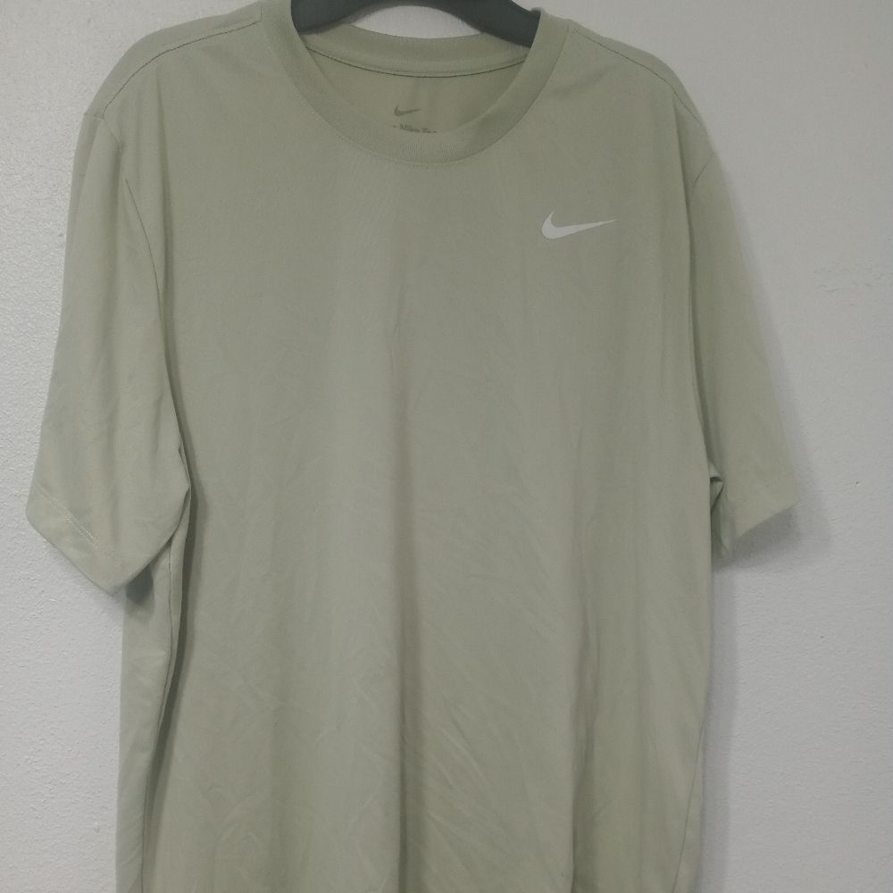 Mens Bundle Set Of 2 Nike Dri Fit Shirts Size Large Light Green /Navy